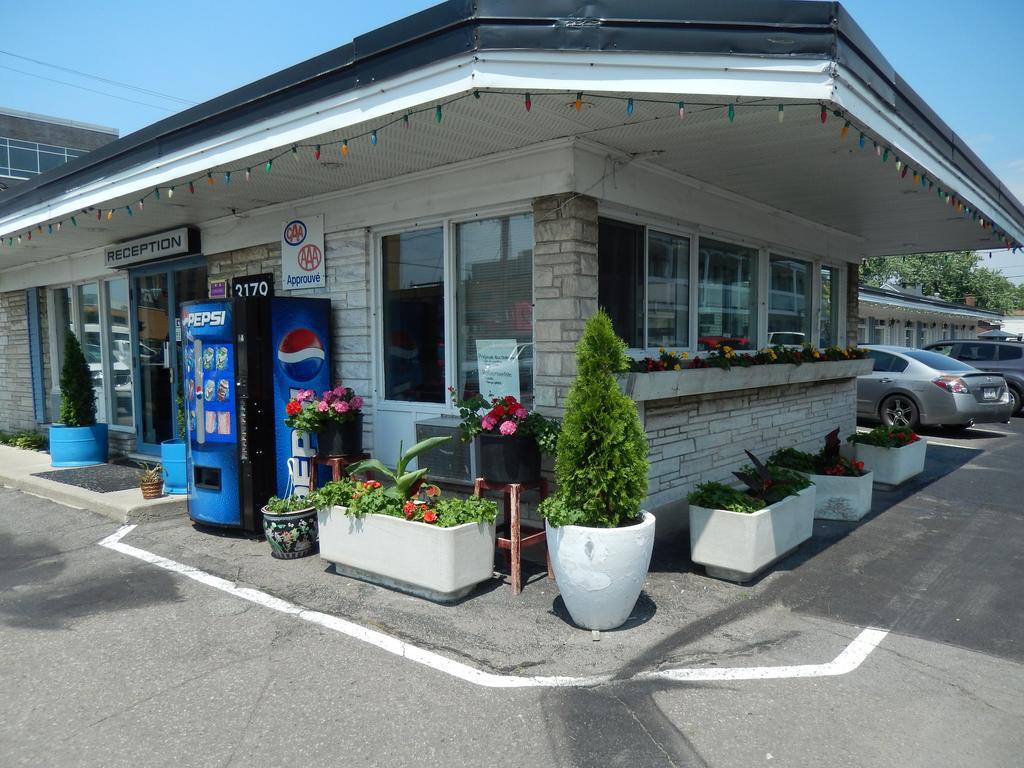 Motel La Siesta Saint-Lambert Exterior foto